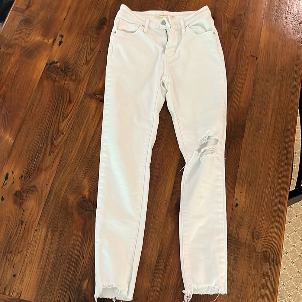 Levi’s 721 high rise skinny jeans white size 25